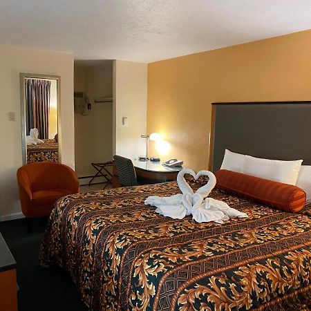 Sentinel Motel West Chester Εξωτερικό φωτογραφία