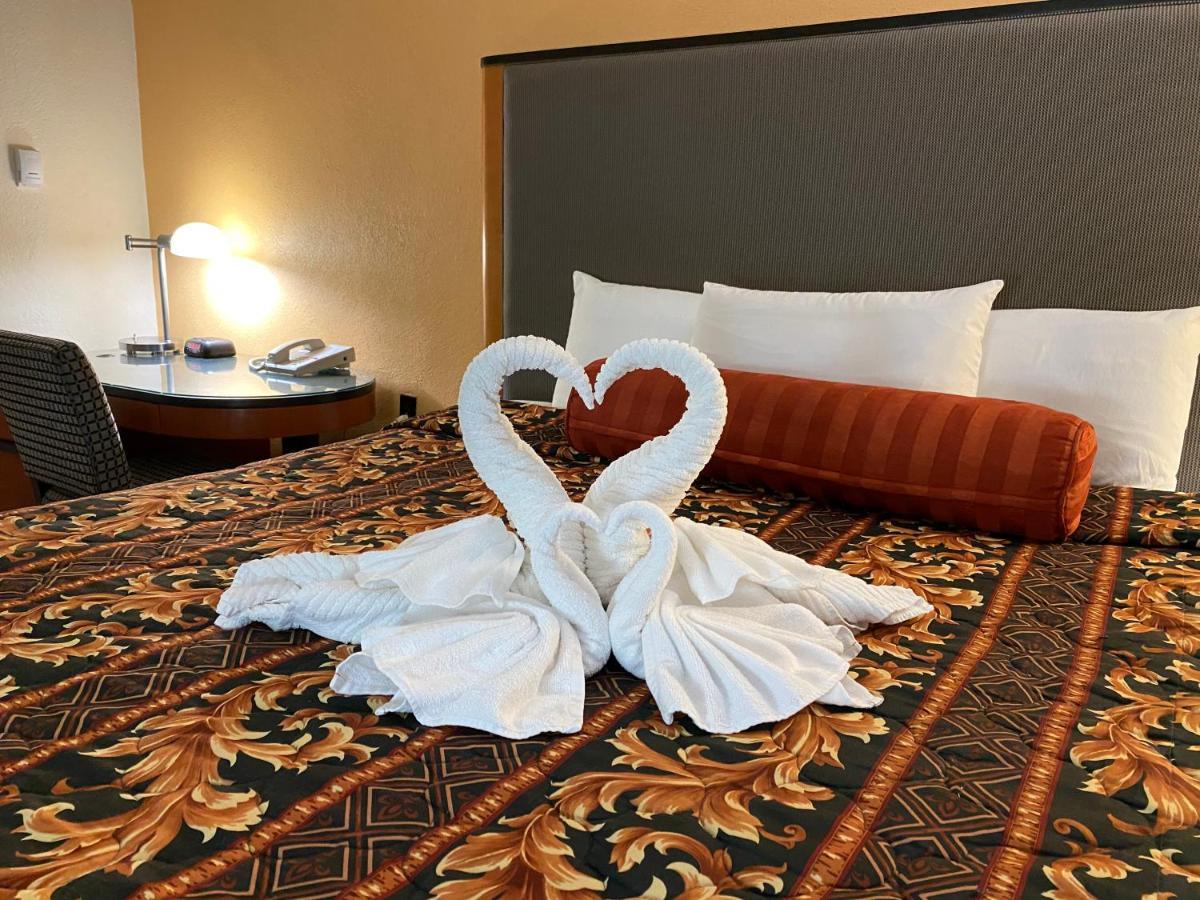 Sentinel Motel West Chester Εξωτερικό φωτογραφία